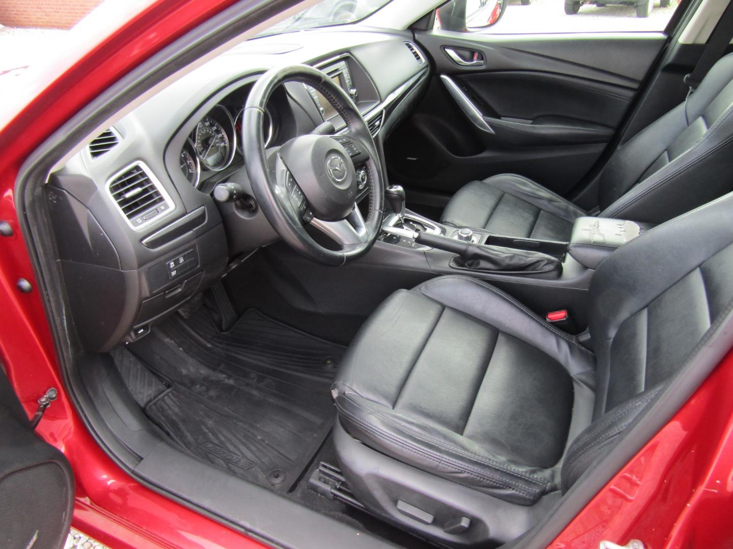 2014 Red Mazda Mazda6 i Touring Plus (JM1GJ1T66E1) with an 2.5L L4 DOHC 16V engine, Automatic transmission, located at 15016 S Hwy 231, Midland City, AL, 36350, (334) 983-3001, 31.306210, -85.495277 - Photo#3